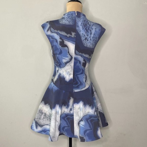 cameo Blue Marble Daydreaming Mini Dress Fit & Flare Cap Sleeves Mock Neck Small - Picture 10 of 12